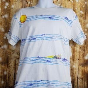 SGR white beach T shirt with Ocean graphics sz Med